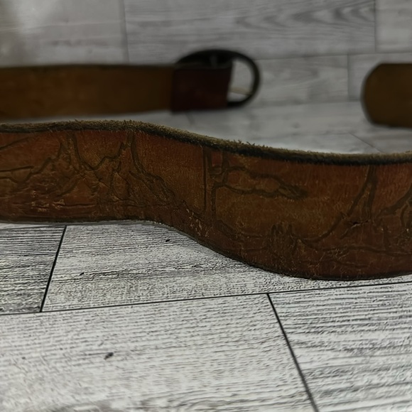 Vintage brown leather boho southwestern distressed belt - Picture 5 of 8